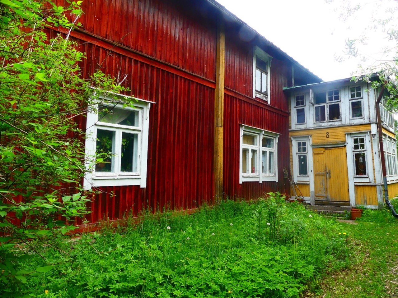 Uudentalon päärakennus